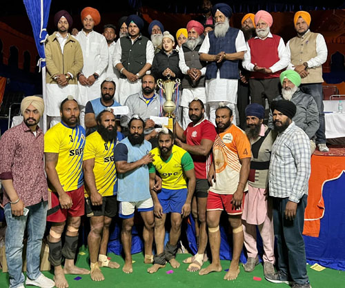 10th Baldev Singh Khatra Memorial Kabaddi Cup शिरोमणि कमेटी की बाबा ज़ोरावर सिंह बाबा फ़तेह सिंह अकादमी ने 10वां बलदेव सिंह खटड़ा यादगारी कबड्डी कप जीता