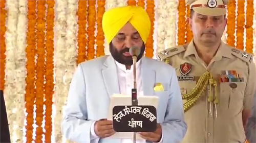 For the 1st time women MLAs took oath first after Bhagwant Mann