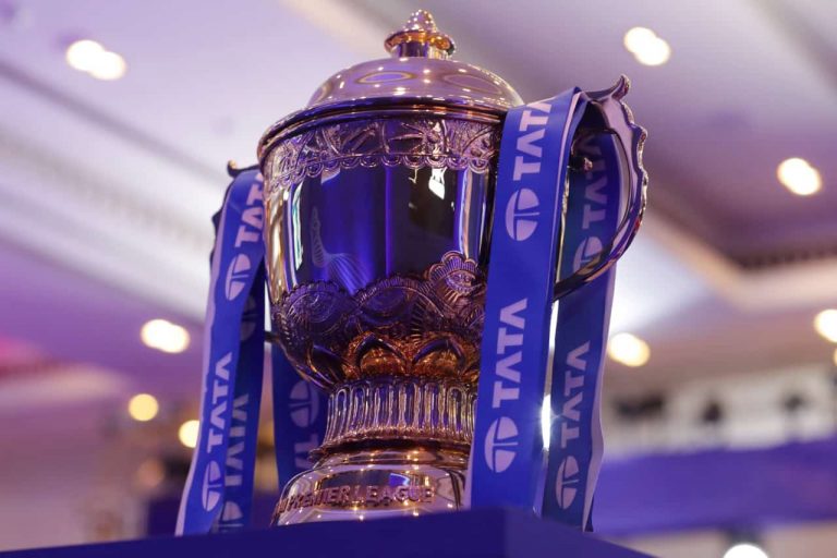 25 percent fans allowed in IPL 2022 25 प्रतिशत दर्शको को स्टेडियम में IPL 2022 मुकाबले देखने की मिली अनुमति