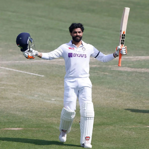 Jadeja breaks Kapil Dev’s record जड़ेजा ने 1st टेस्ट मैच के दौरान खेली बेहतरीन पारी