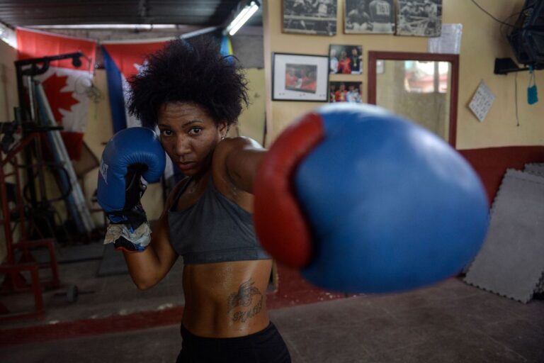 Women’s Boxing: छह दशकों बाद बॉक्सिंग-क्यूबा ने महिला बॉक्सिंग से  हटाया प्रतिबंध