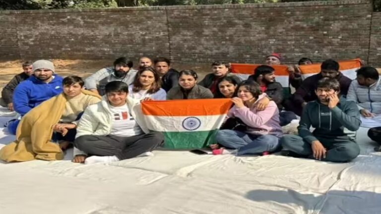 Indian Wrestlers Protest: भारतीय रेसलर्स के समर्थन में उतरे कोच प्रवीण दहिया, कहा- ‘यौन उत्पीड़न के आरोप बेवजह नहीं लगाए जाते’